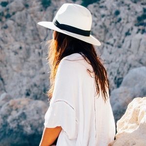 Meet Your Stylist: Embark on a Stylish Journey
